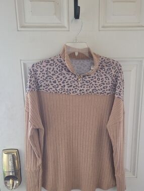 POL Beige Ribbed Sweater with Leopard Yoke